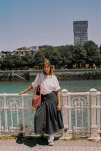 Afbeelding in Gallery-weergave laden, PLEATED CROSSOVER SKIRT
