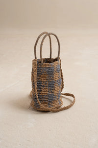 RAFFIA BUCKET BAG