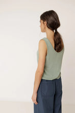 Afbeelding in Gallery-weergave laden, KNIT GARMENT-DYED TOP - jersey
