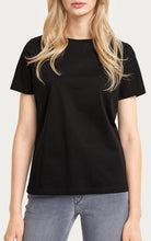 Afbeelding in Gallery-weergave laden, ANISIA t-shirt
