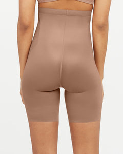 Thinstincts 2.0 High-Waisted Mid-Thigh Short